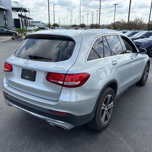 MERCEDES-BENZ GLC - 8