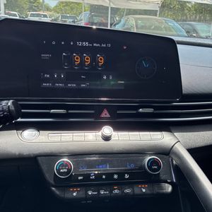 2022 Hyundai ELANTRA LIMITED 缩略图 38