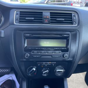 2015 Volkswagen JETTA SE 缩略图 36