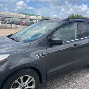 FORD ESCAPE SEL - 2