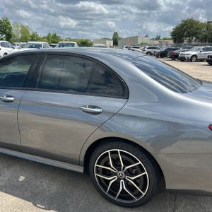 MERCEDES-BENZ E-CLASS - 6