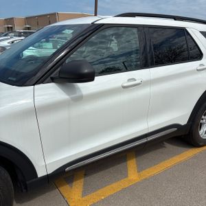 FORD EXPLORER XLT - 2