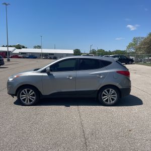 HYUNDAI TUCSON LIMITED - 3