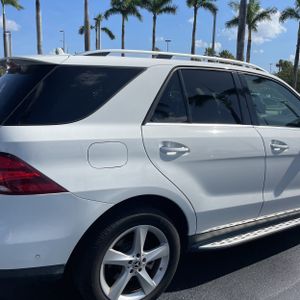 صورة 9 لـ 2019 Mercedes-BENZ GLE