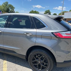 FORD EDGE SEL - 6