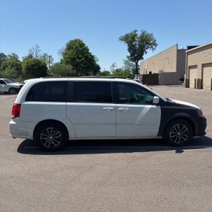 DODGE GRAND CARAVAN GT - 10
