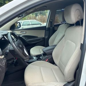 2017 Hyundai SANTA FE SE — миниатюра 31