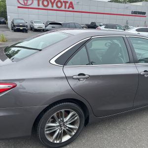 صورة 9 لـ 2017 Toyota CAMRY SE