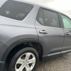 HONDA PILOT LX - 9