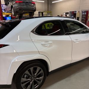 LEXUS UX 250H F SPORT HANDLING - 9