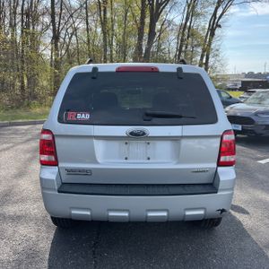 FORD ESCAPE XLT - 7