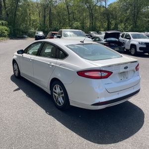 FORD FUSION SE - 5