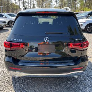 MERCEDES-BENZ GLB - 6