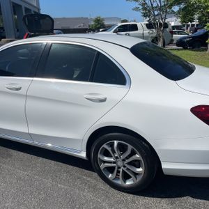 صورة 6 لـ 2015 Mercedes-BENZ C-CLASS