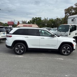 JEEP GRAND CHEROKEE 4XE - 10