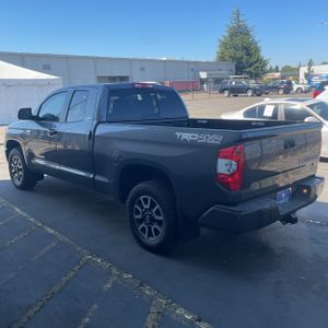 صورة 5 لـ 2017 Toyota TUNDRA SR5