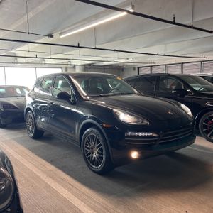 PORSCHE CAYENNE PLATINUM EDITION - 6
