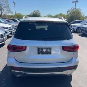 MERCEDES-BENZ GLB - 6