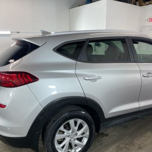 HYUNDAI TUCSON VALUE - 9