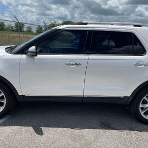 FORD EXPLORER LIMITED - 4