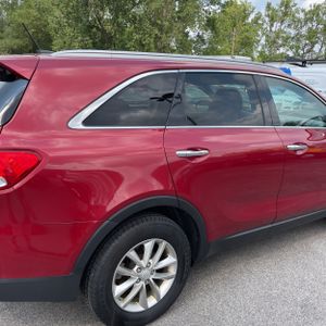 صورة 9 لـ 2016 KIA SORENTO LX