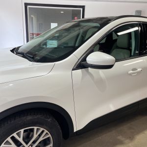 FORD ESCAPE SEL - 2