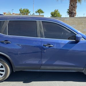 صورة مصغرة 11 لـ 2018 Nissan ROGUE S