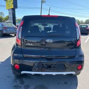 KIA SOUL + - 7