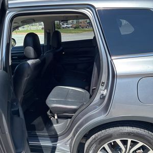 2017 Mitsubishi OUTLANDER SEL 缩略图 28
