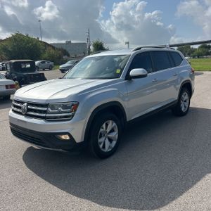VOLKSWAGEN ATLAS V6 SE - 1
