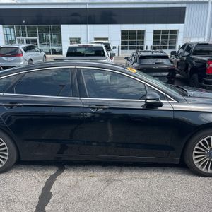 صورة مصغرة 11 لـ 2018 FORD FUSION SE