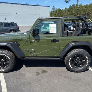 JEEP WRANGLER WILLYS SPORT - 4