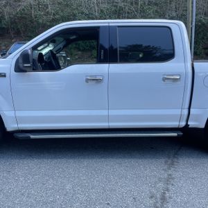 FORD F-150 XLT - 4