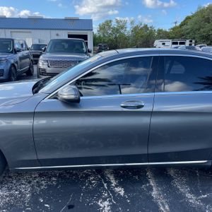 MERCEDES-BENZ C-CLASS - 4