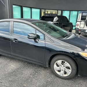 2013 Honda CIVIC LX — фото 13