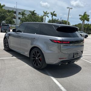 صورة 5 لـ 2025 LAND Rover RANGE ROVER SPORT P400 DYNAMIC SE