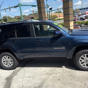 2005 Toyota 4RUNNER SR5 thumbnail 11