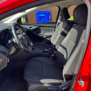 صورة مصغرة 30 لـ 2016 FORD FOCUS SE