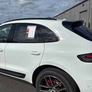 2022 Porsche MACAN S 照片 6