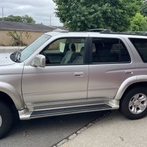 2001 Toyota 4RUNNER SR5 photo 3