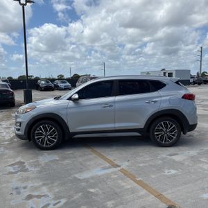 HYUNDAI TUCSON LIMITED - 3