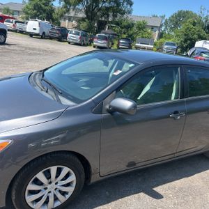 2013 Toyota COROLLA LE 照片 2