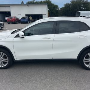 صورة 4 لـ 2019 Mercedes-BENZ GLA