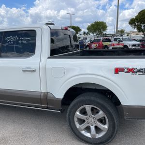 FORD F-150 KING RANCH - 6