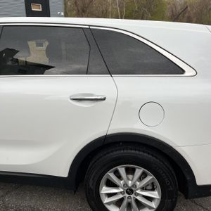 KIA SORENTO LX - 6