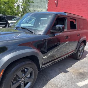 LAND ROVER DEFENDER 130 X-DYNAMIC SE - 2