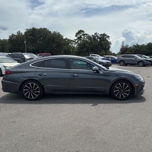 2021 Hyundai SONATA LIMITED 照片 10