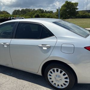 2019 Toyota COROLLA LE 照片 6