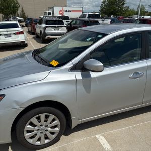 NISSAN SENTRA S - 2