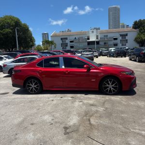 2022 Toyota CAMRY SE photo 10